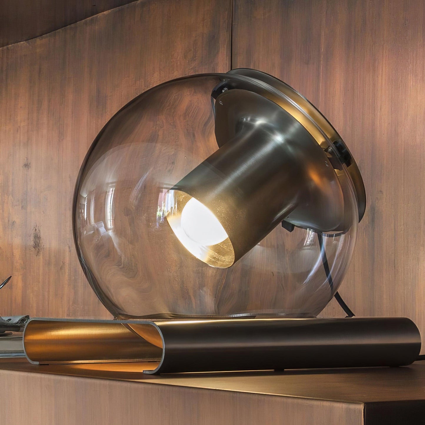 Anvia Glass Table Lamp