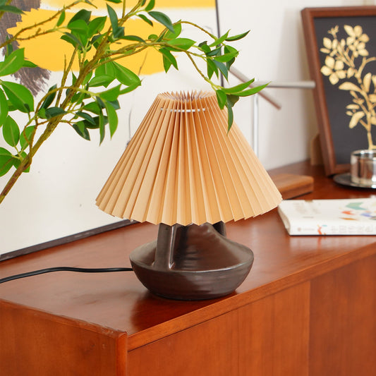 Navia Pleated Table Lamp
