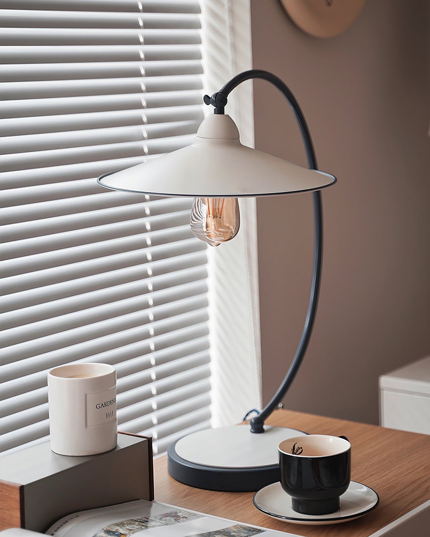 Swan Blue Table Lamp