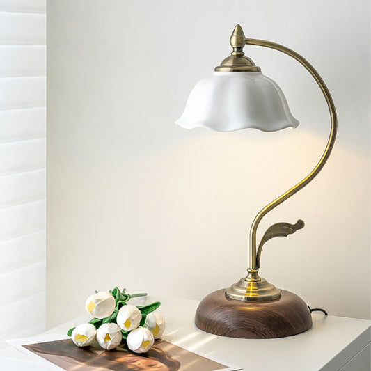 Yansun Table Lamp