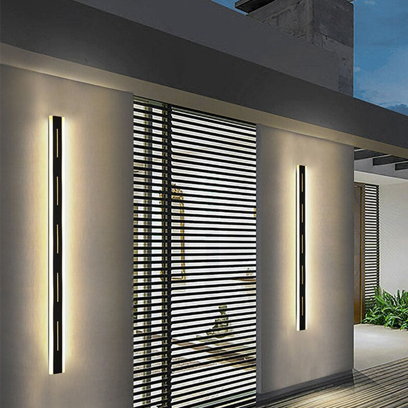 Outdoor Black Waterproof Aluminum Long LED Wall Lamp with Remote For Garden