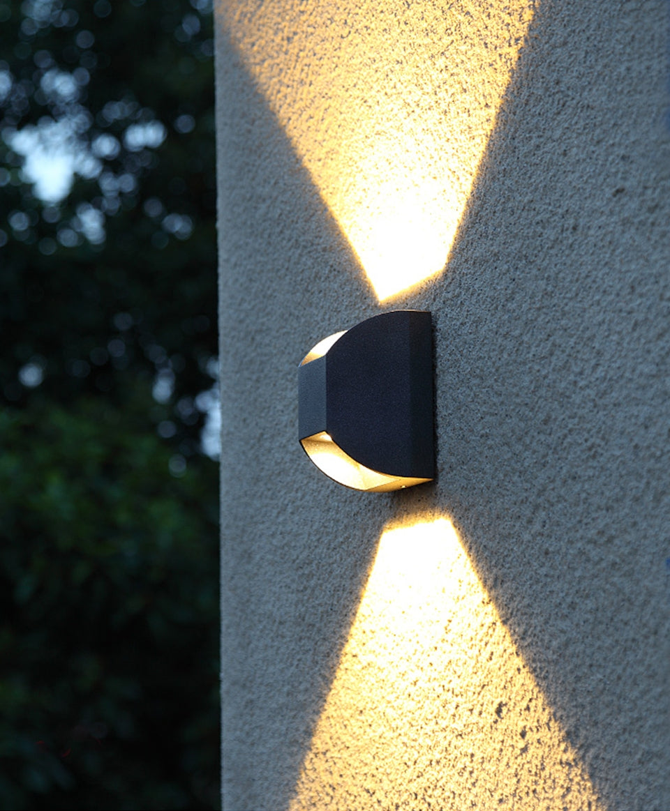 Black Modern Outdoor Waterproof Aluminum LED Wall Scones For Garden, Courtyard