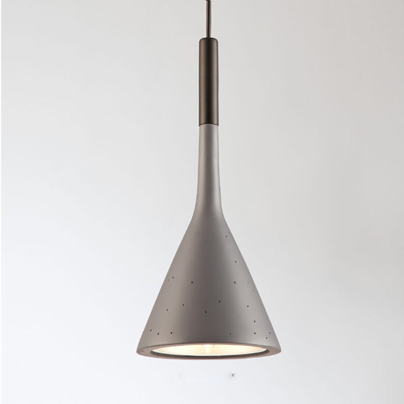 Erti Triangular Minimal Pendant Light