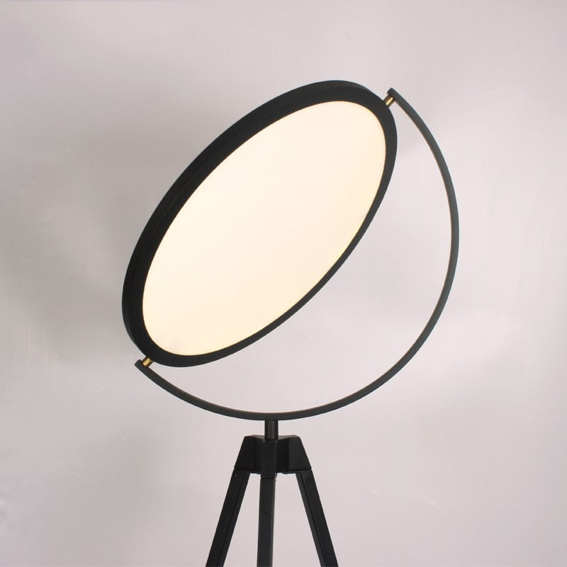 CARA Floor Light