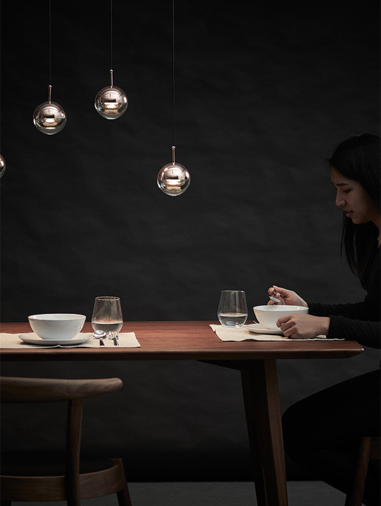 BLAIRY Ball Pendant Light