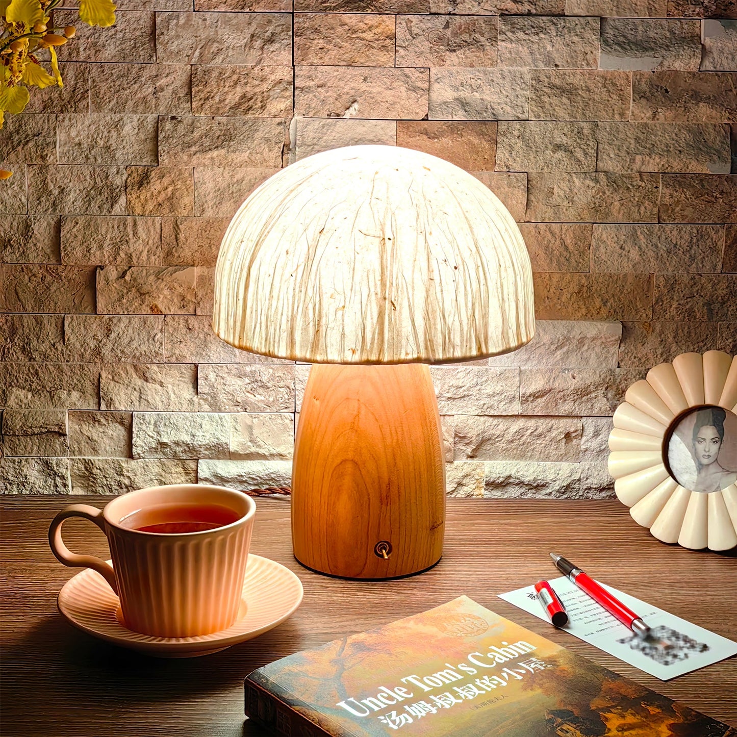 Alice Mushroom Table Lamp