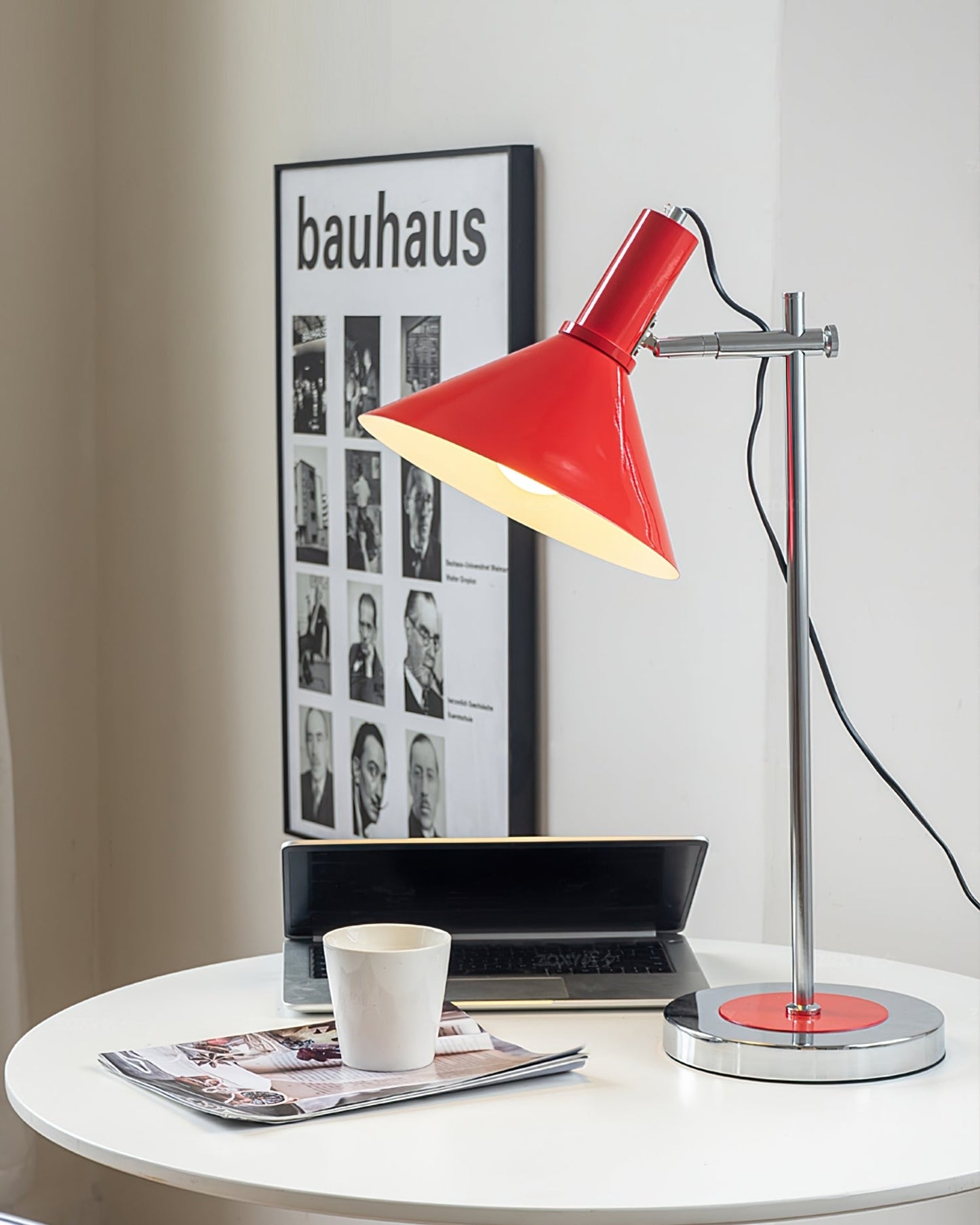 Anvia Table Lamp