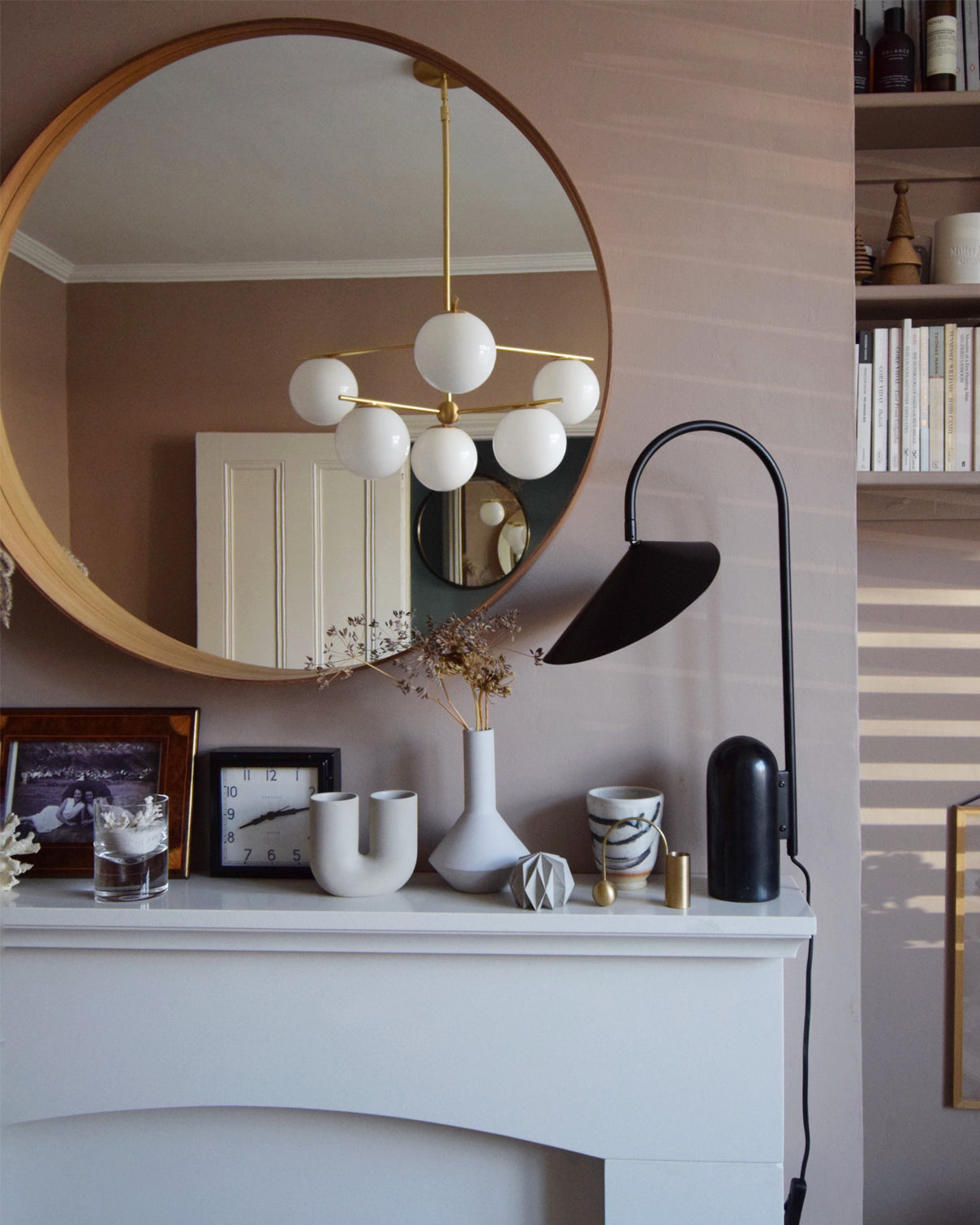 Mono Table Lamp