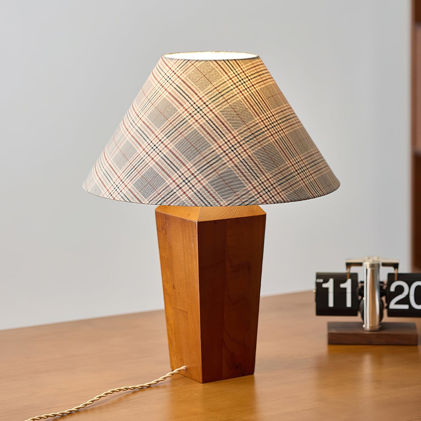 Cabin Table Lamp