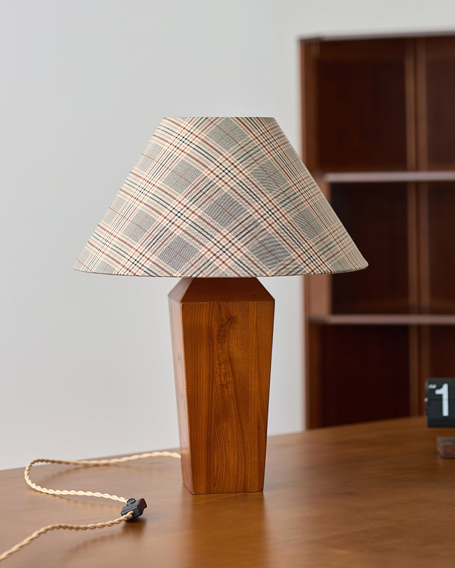 Cabin Table Lamp
