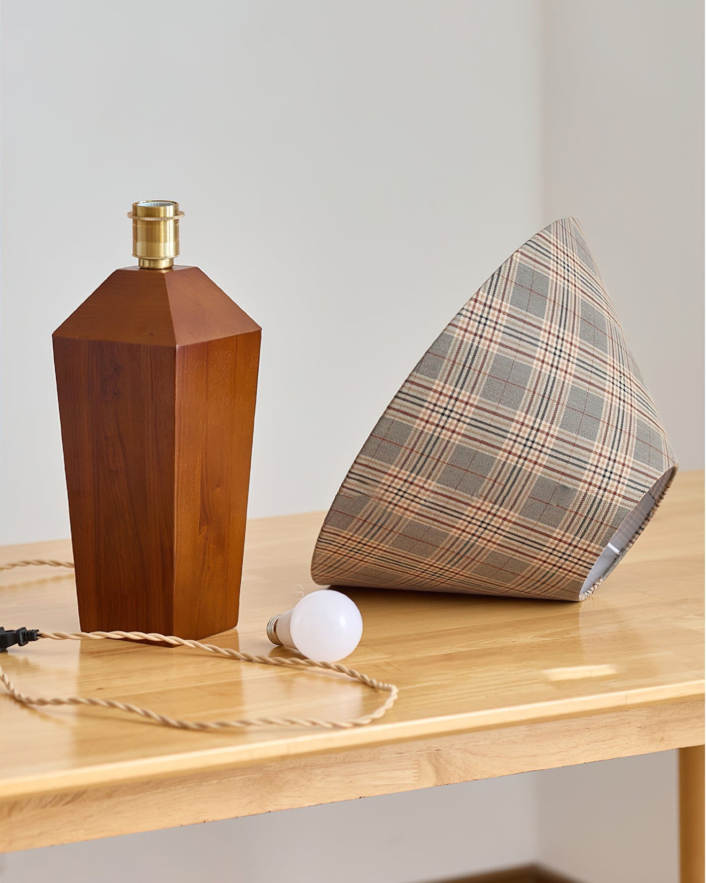 Cabin Table Lamp