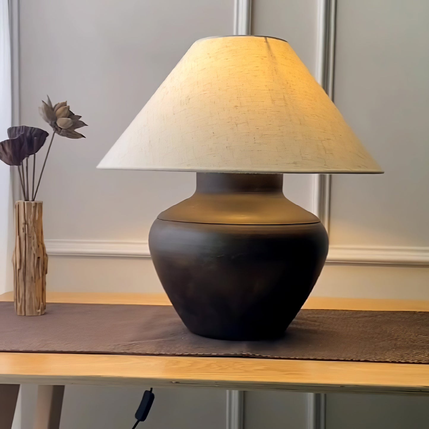 Calabria Ceramic Table Lamp