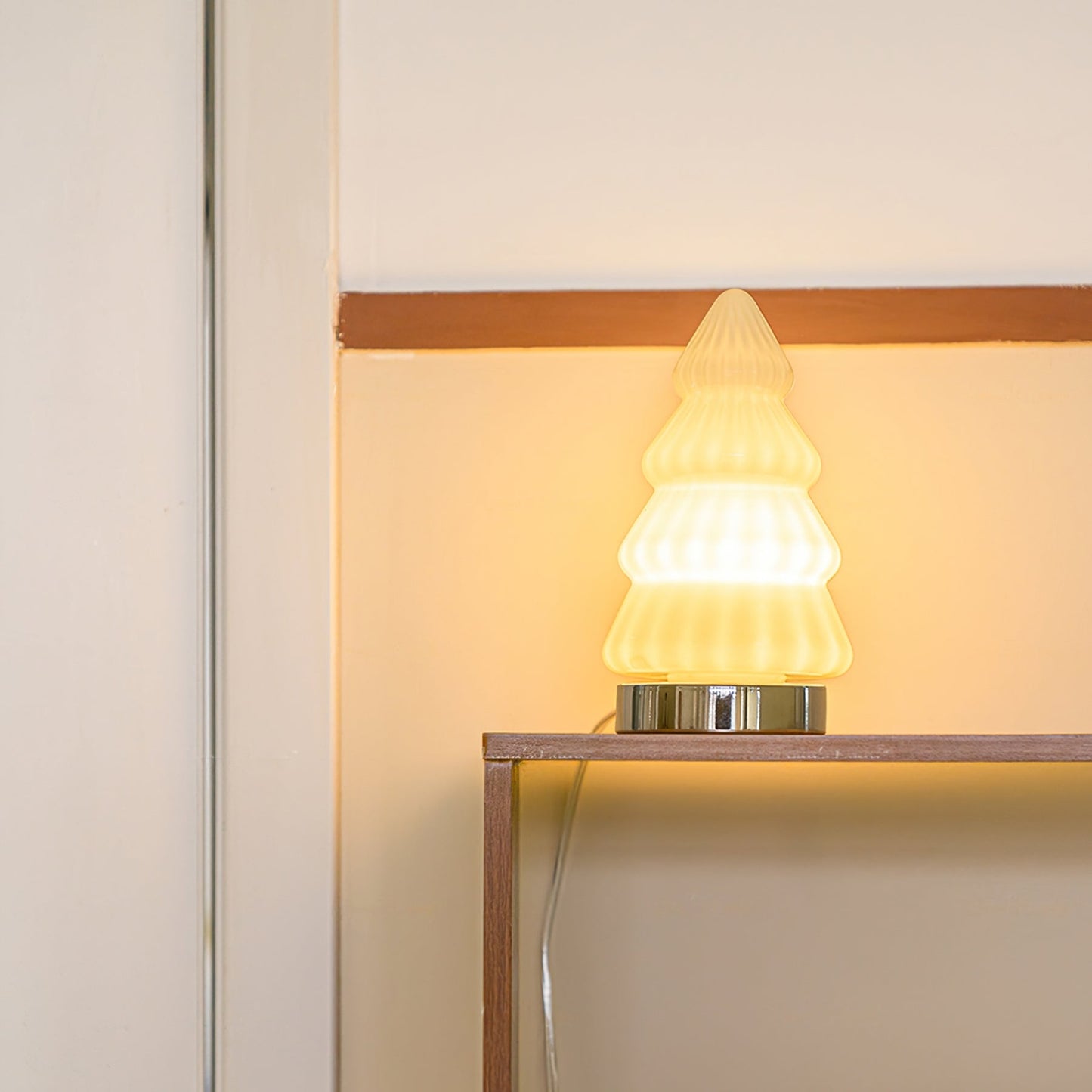 White Tree Table Lamp