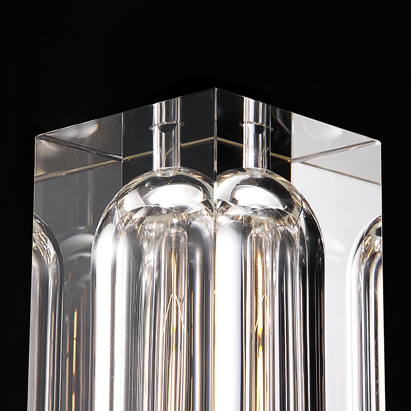 Glacon Table Lamp