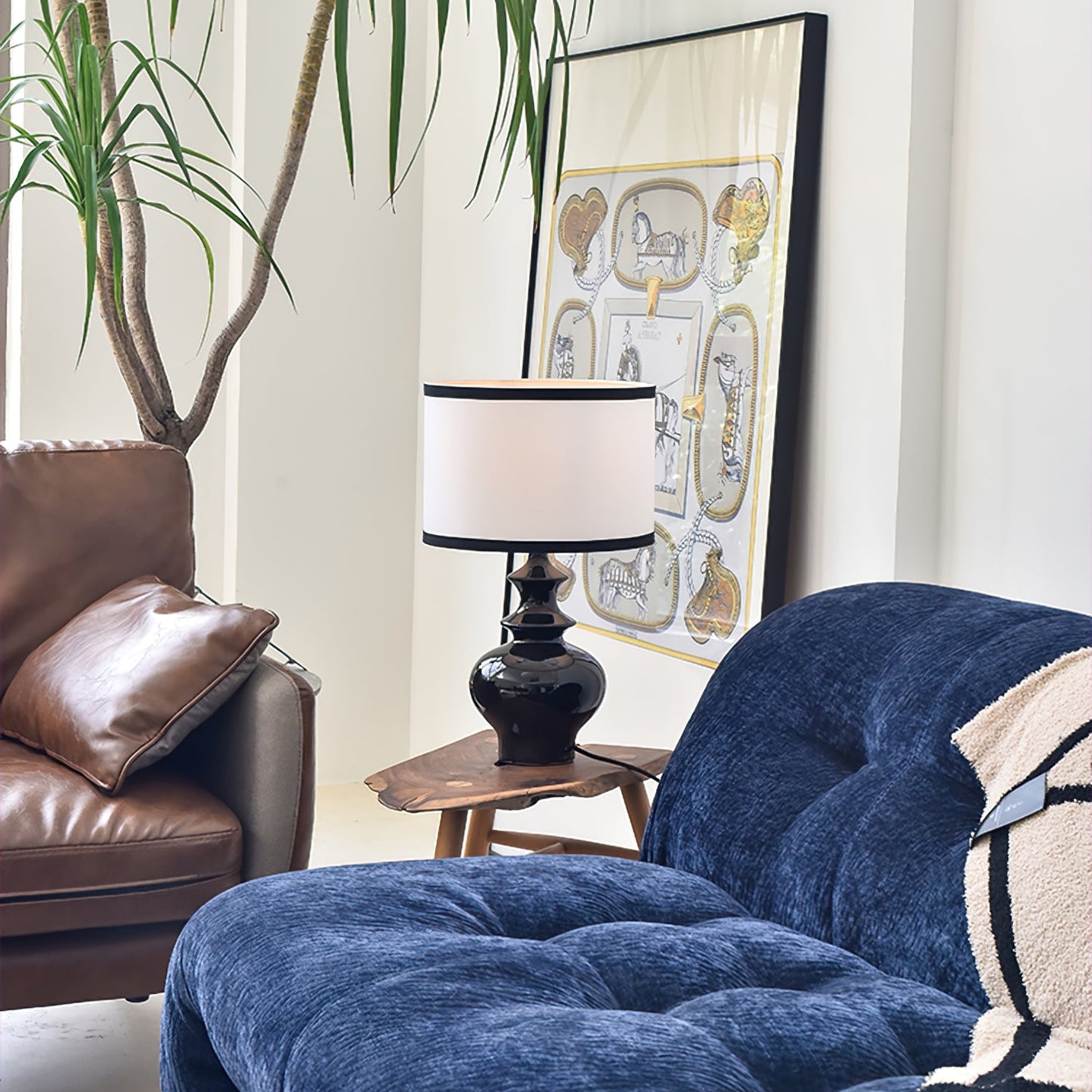 Jarrige Table Lamp