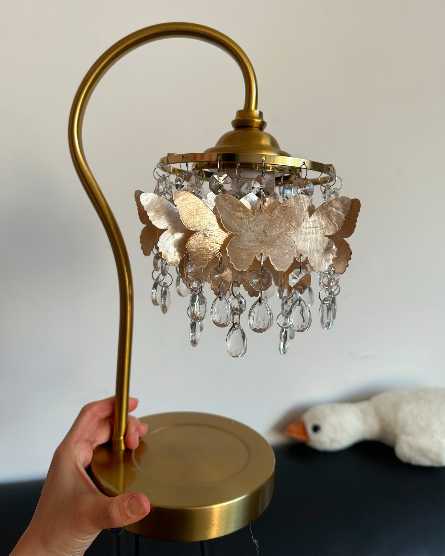Jasinski Table Lamp