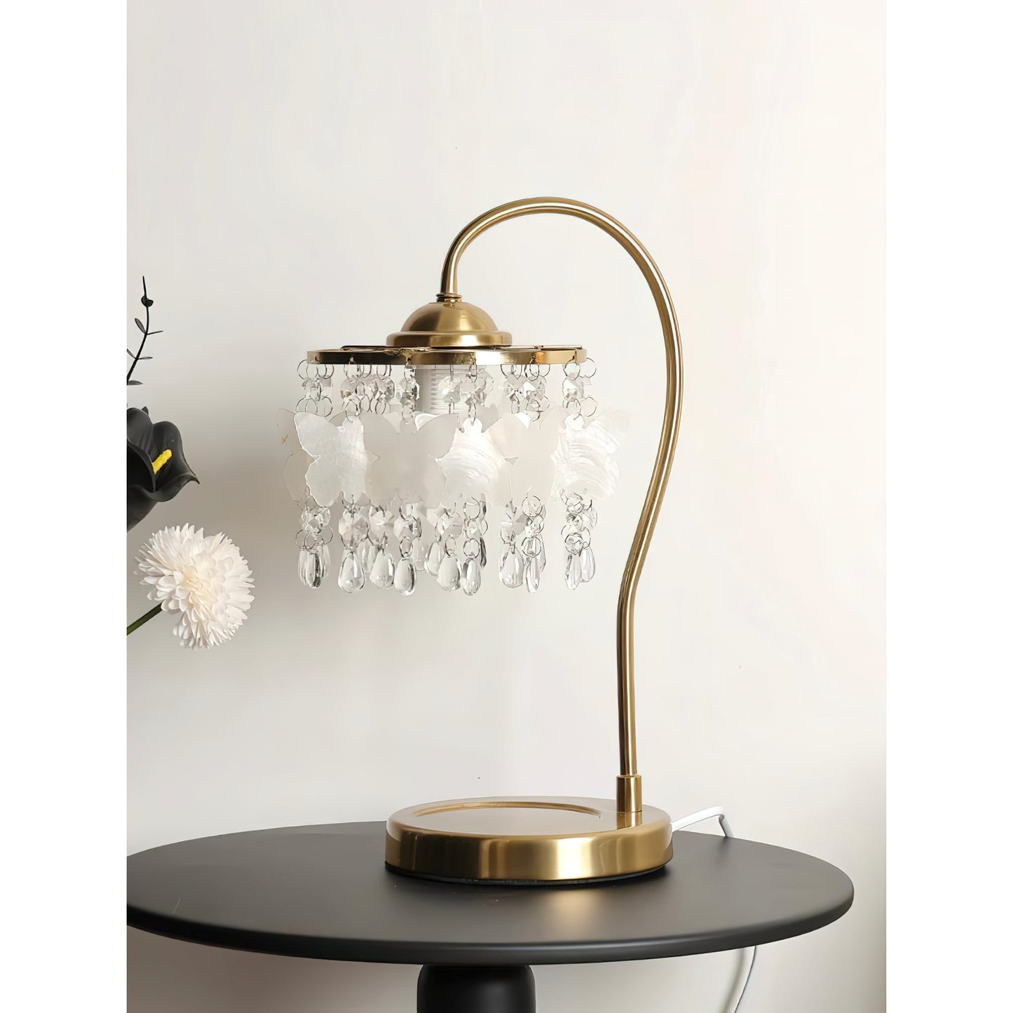 Jasinski Table Lamp