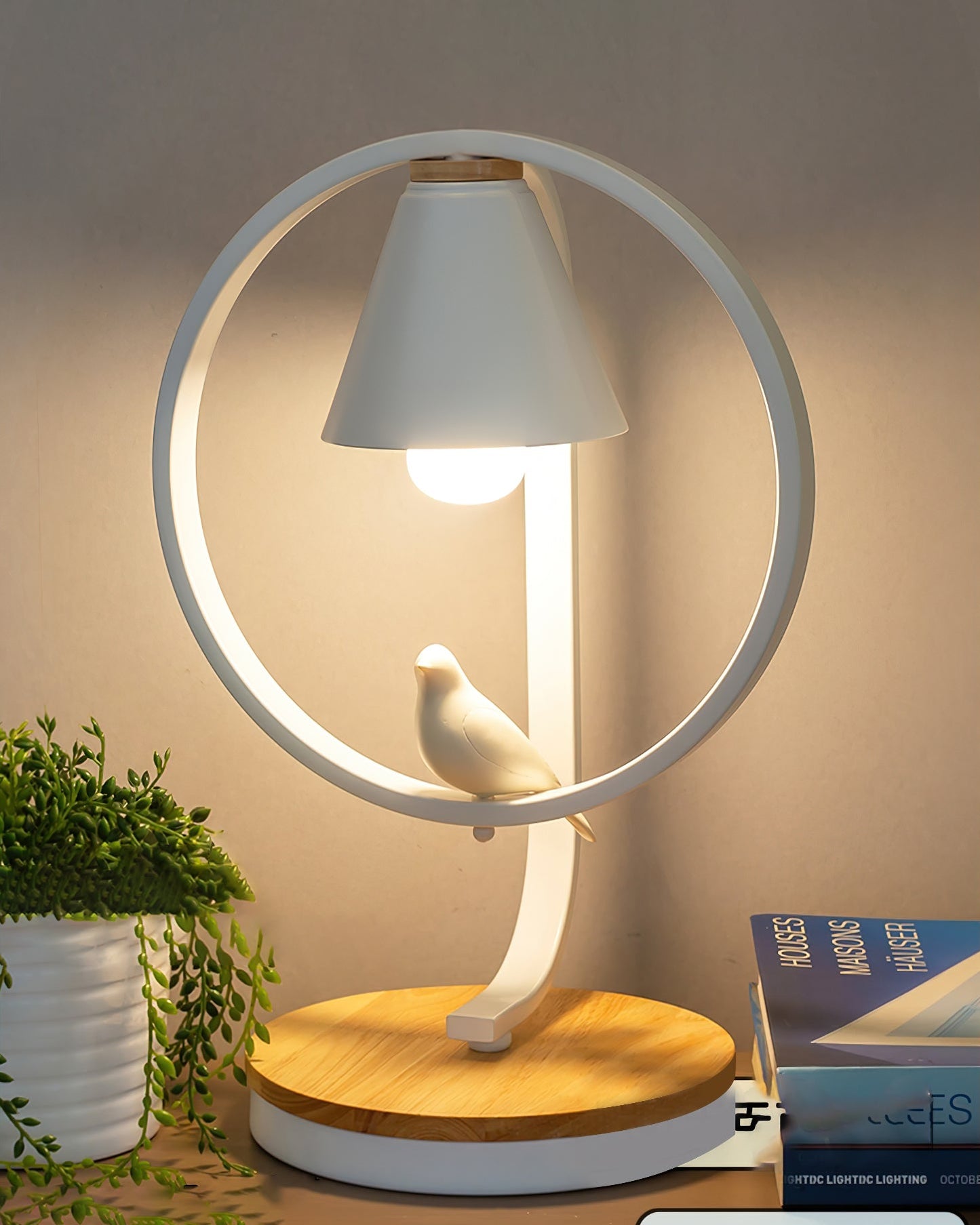 Kamilah Table Light