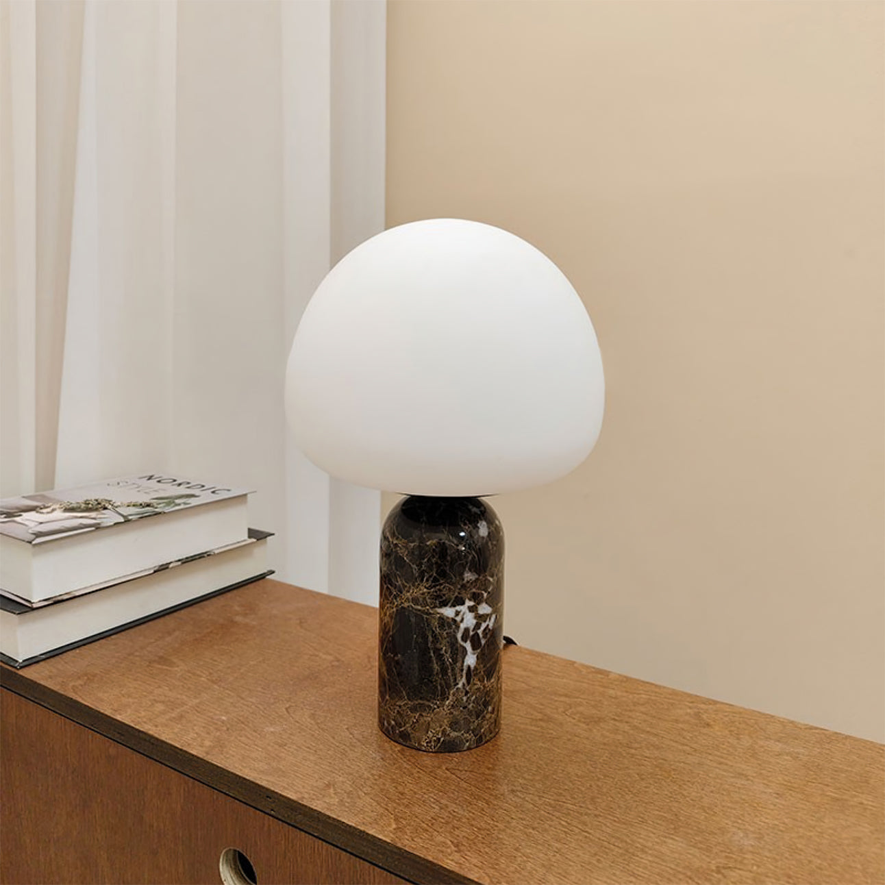 Kizu Table Lamp