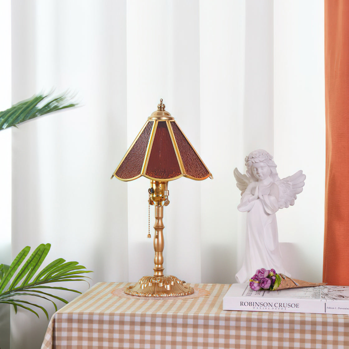 Leslie Table Lamp