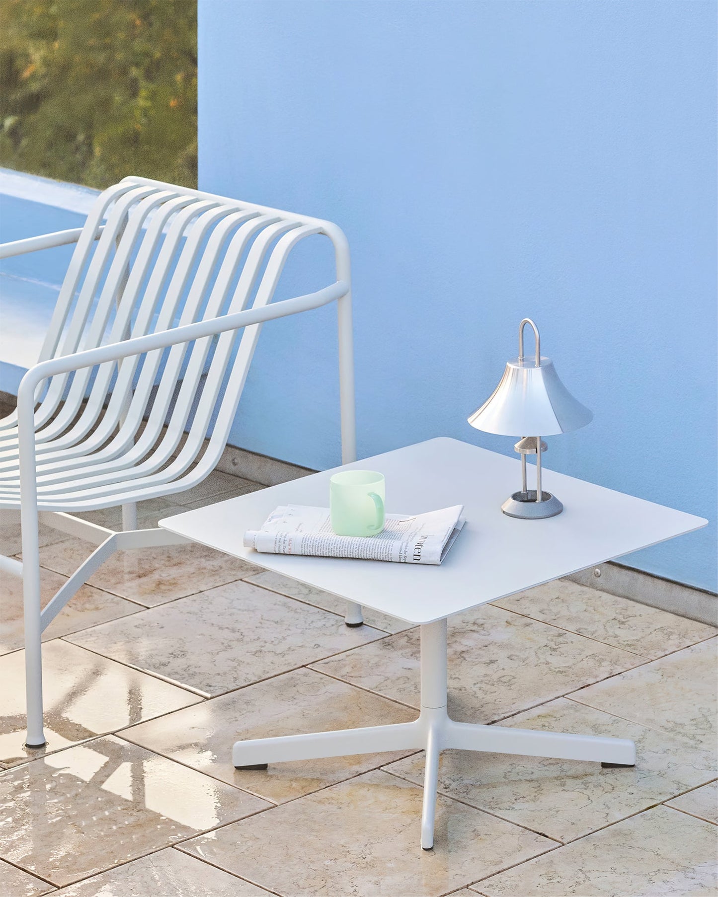 Mousqueton Outdoor Built-in Battery Table Lamp