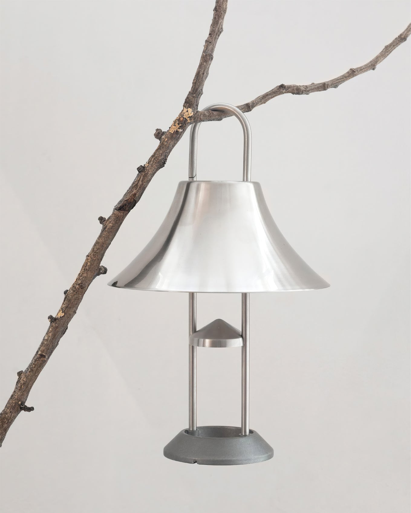 Mousqueton Outdoor Built-in Battery Table Lamp