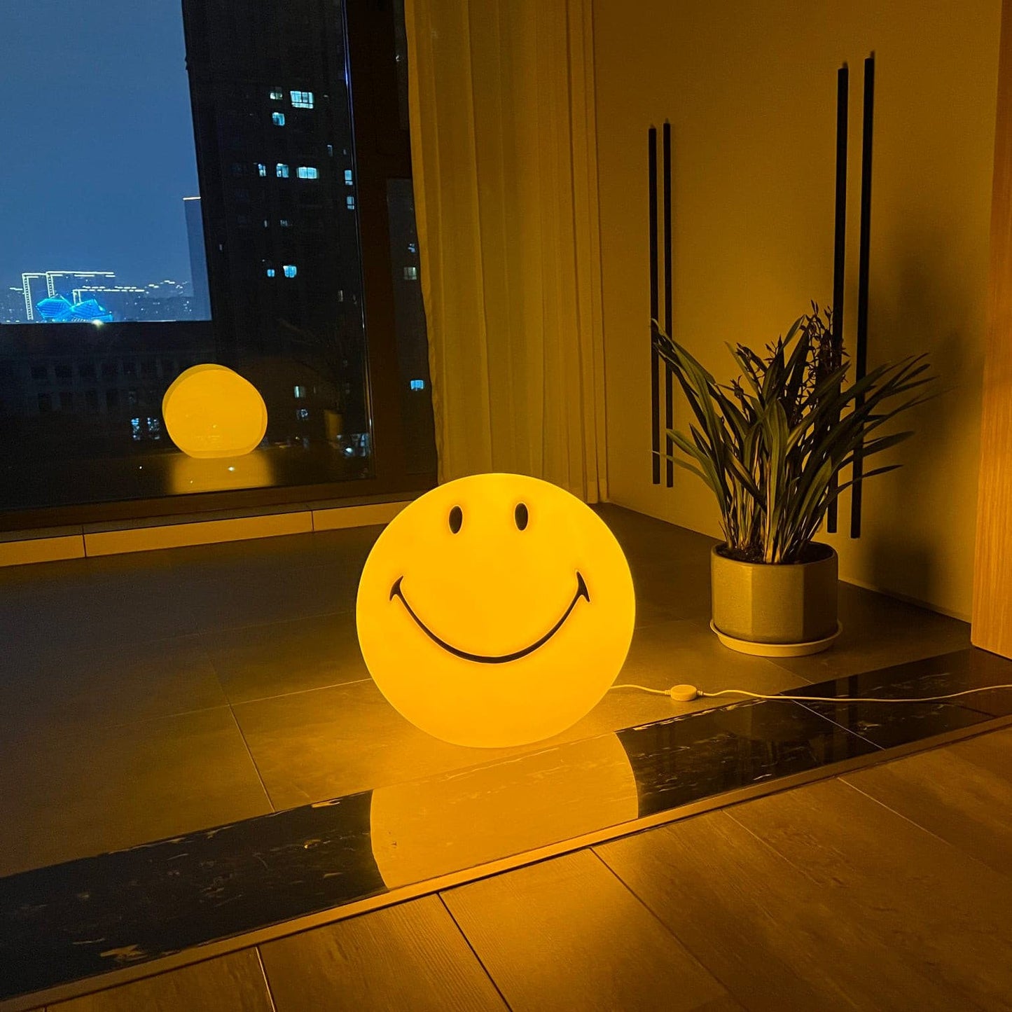 Smiley Table Lamp