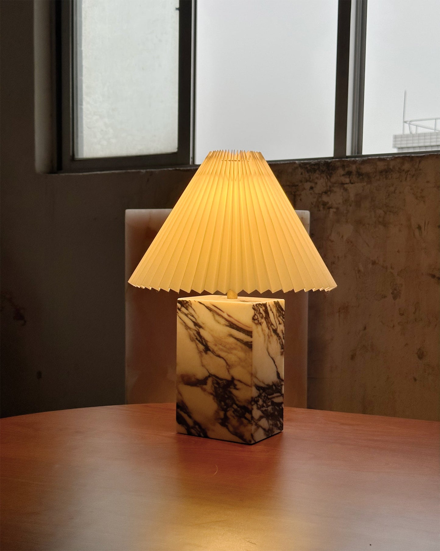 Arouca Table Lamp