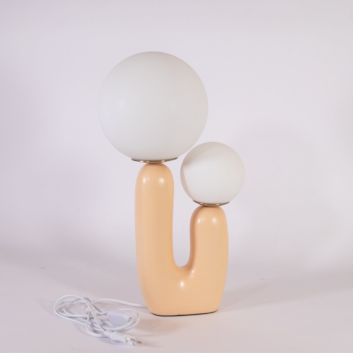 Oo Smooth Table Lamp