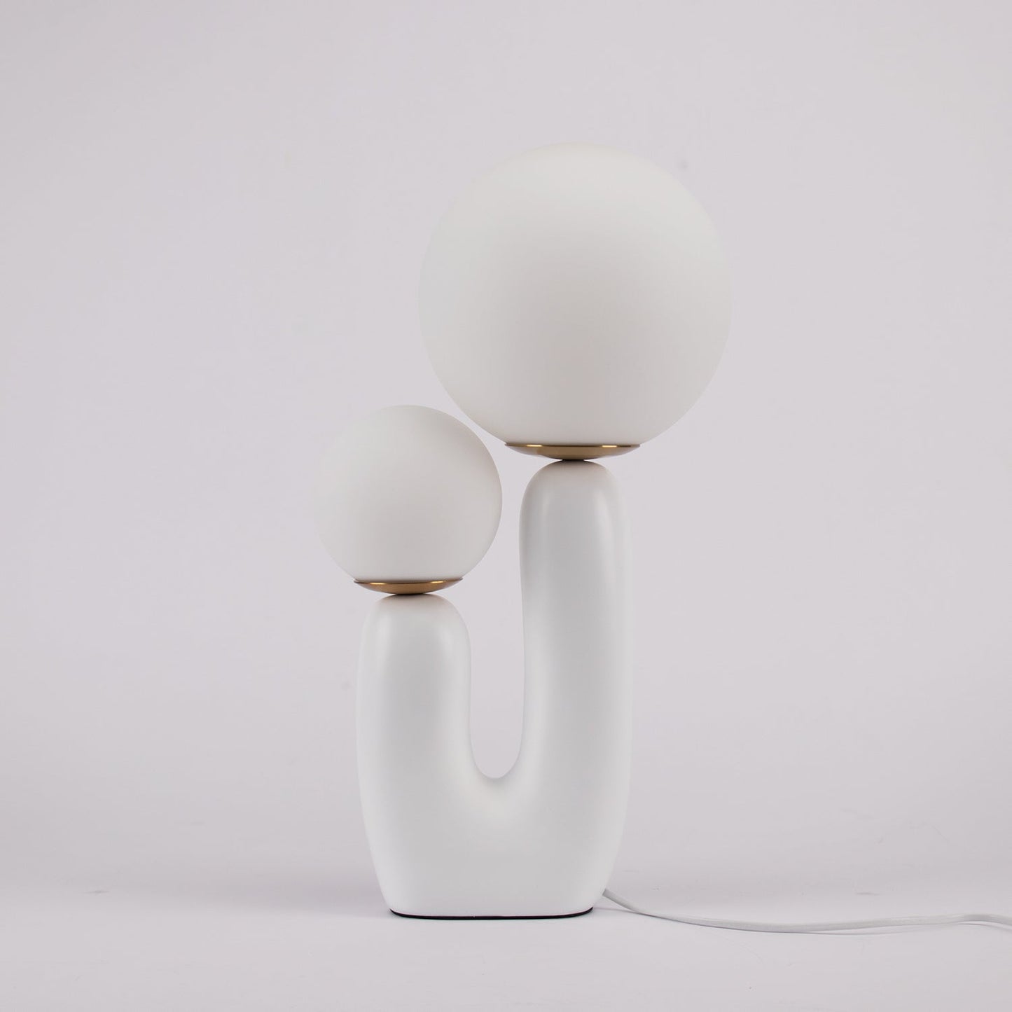Oo Smooth Table Lamp