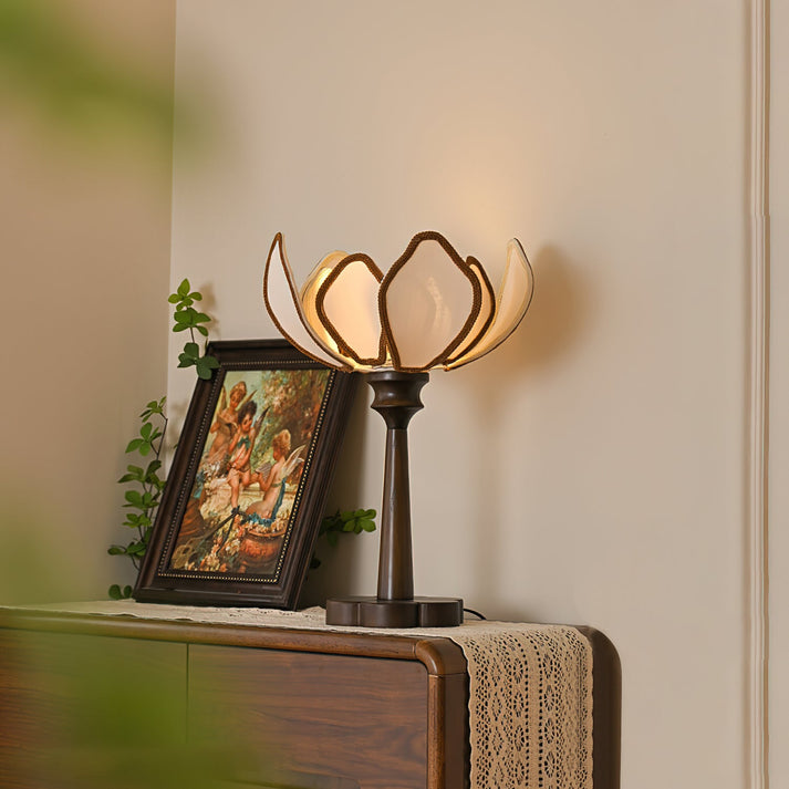 Pauline Table Lamp – Lonwing Lighting