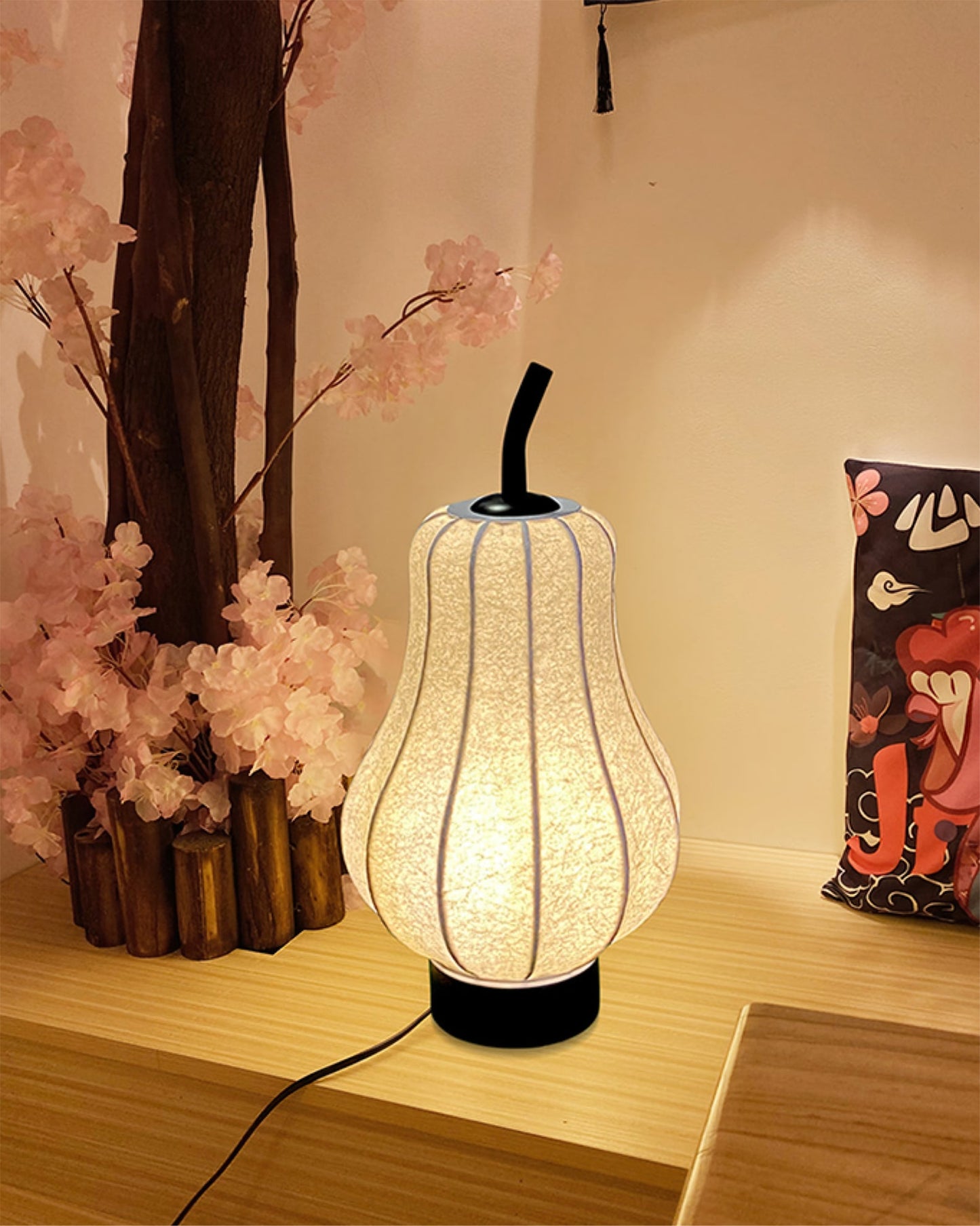 Pear Built-in Battery Table Lamp