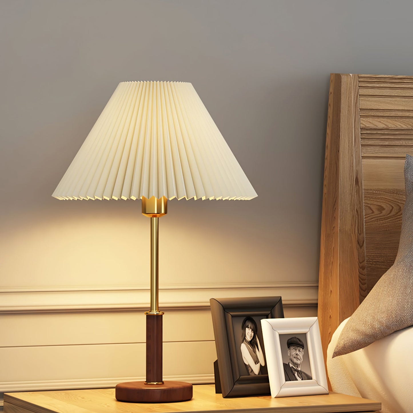 Pleated Wooden Table Lamp