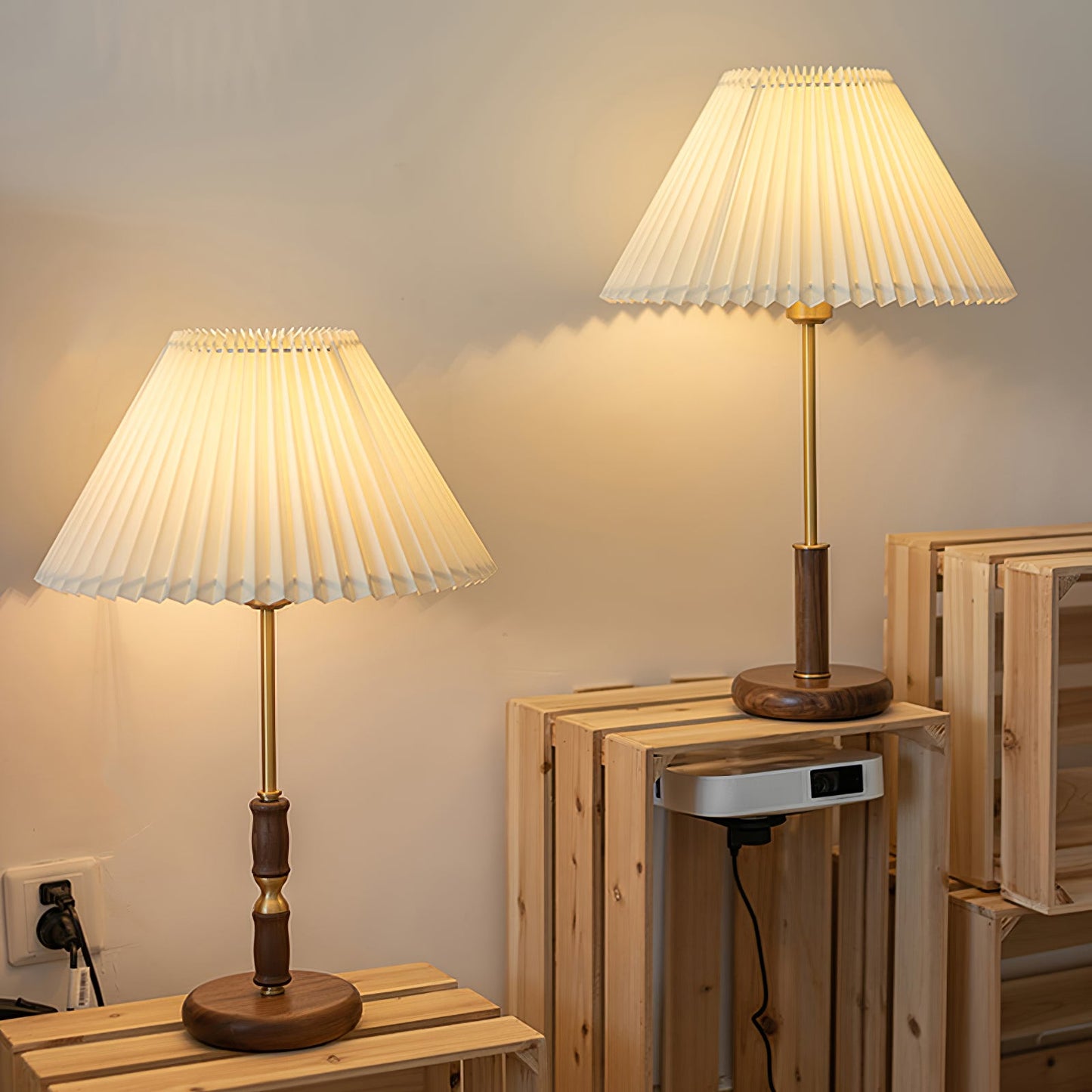 Pleated Wooden Table Lamp