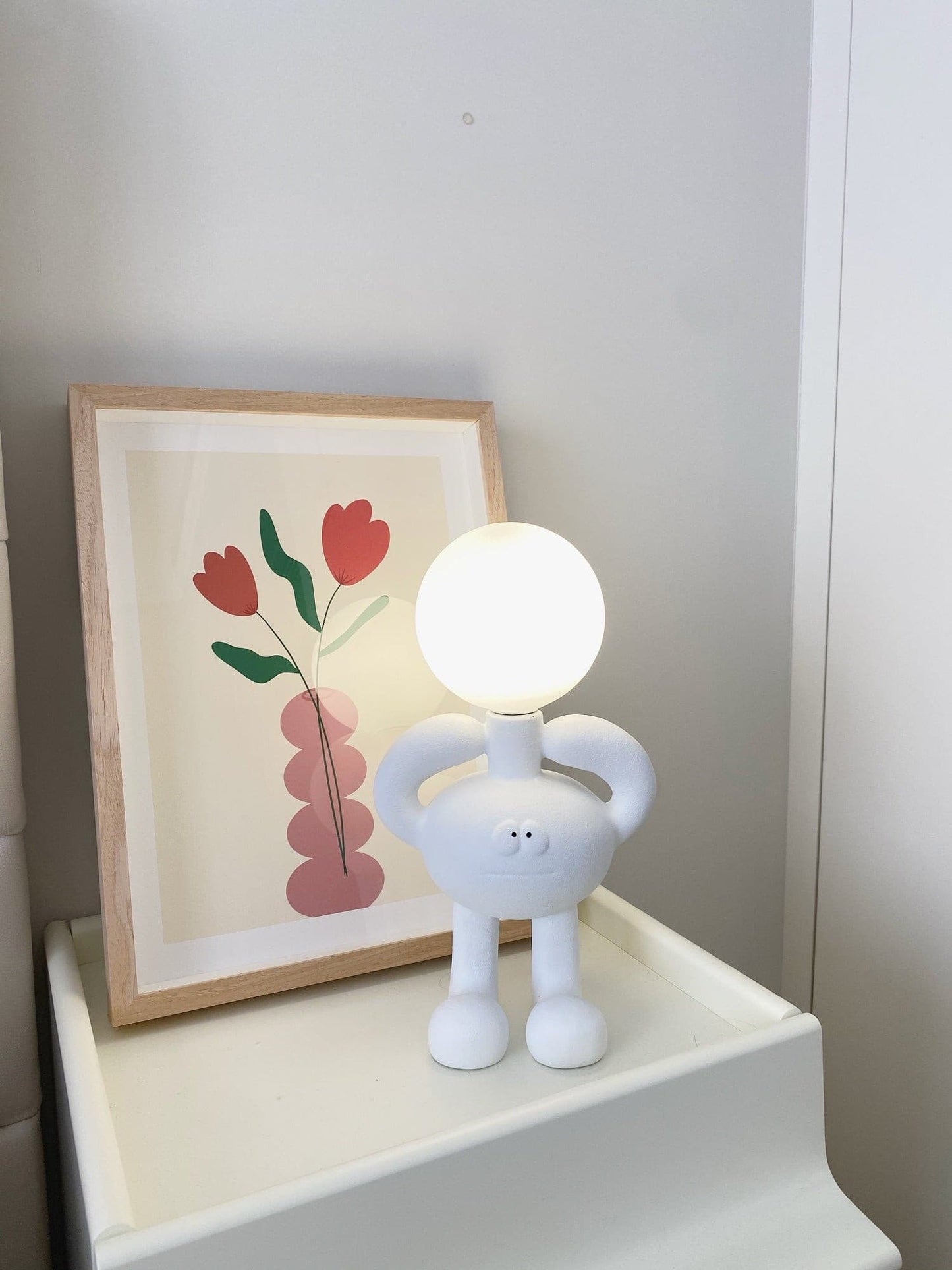 Resin Robot Table Lamp