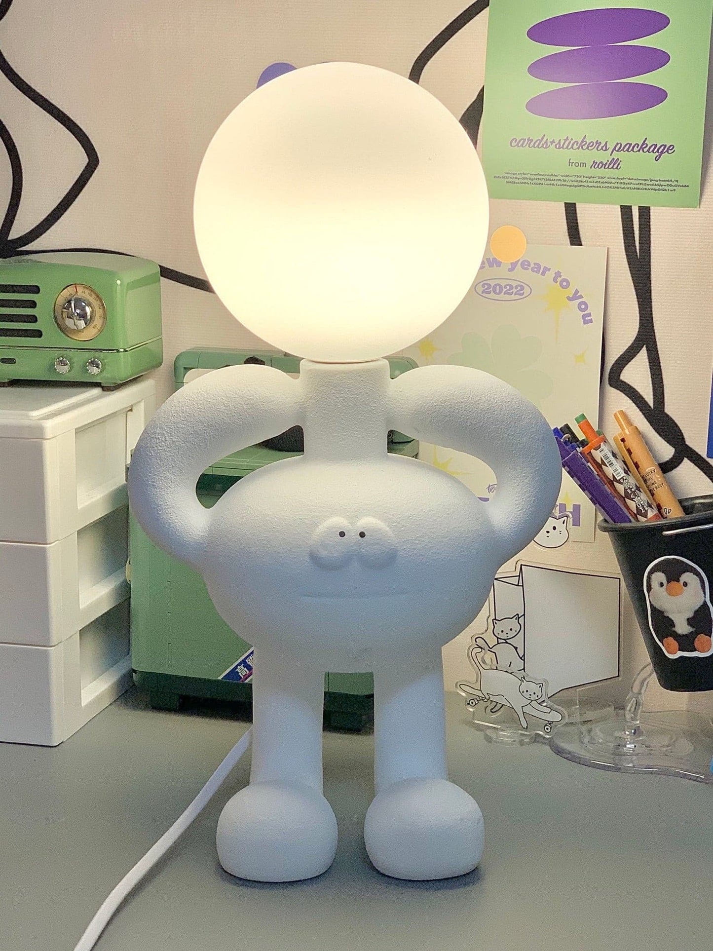 Resin Robot Table Lamp