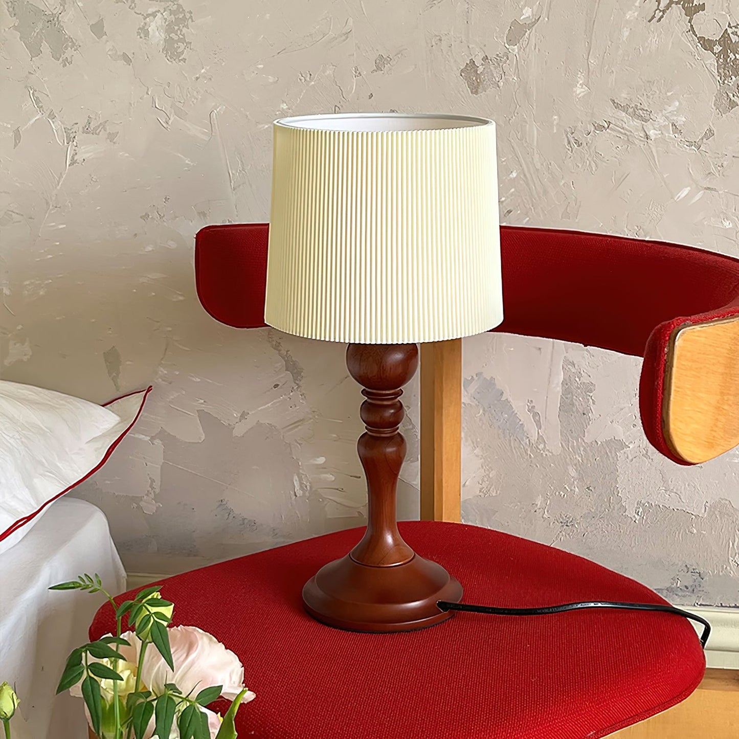 Romeo Table Lamp