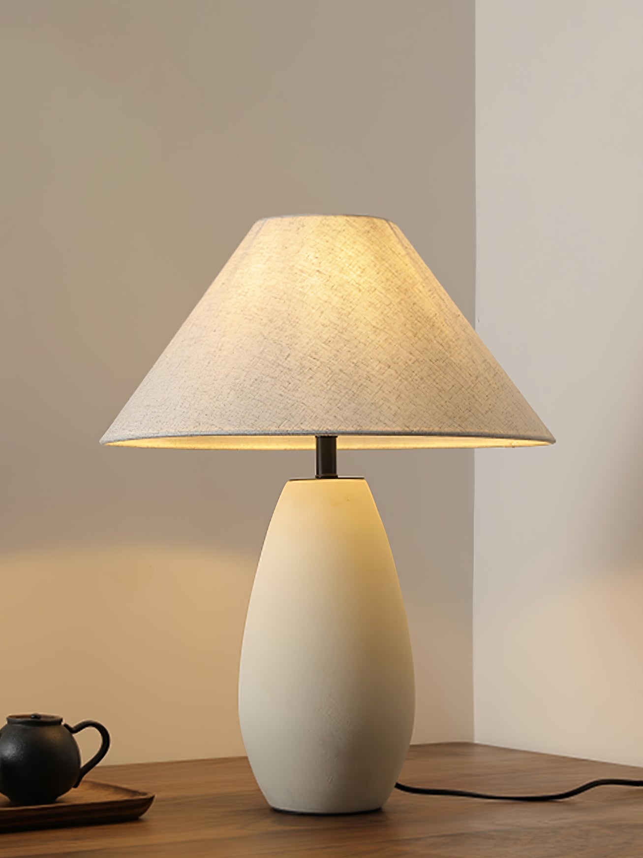 Scatchard Ceramic Table Lamp