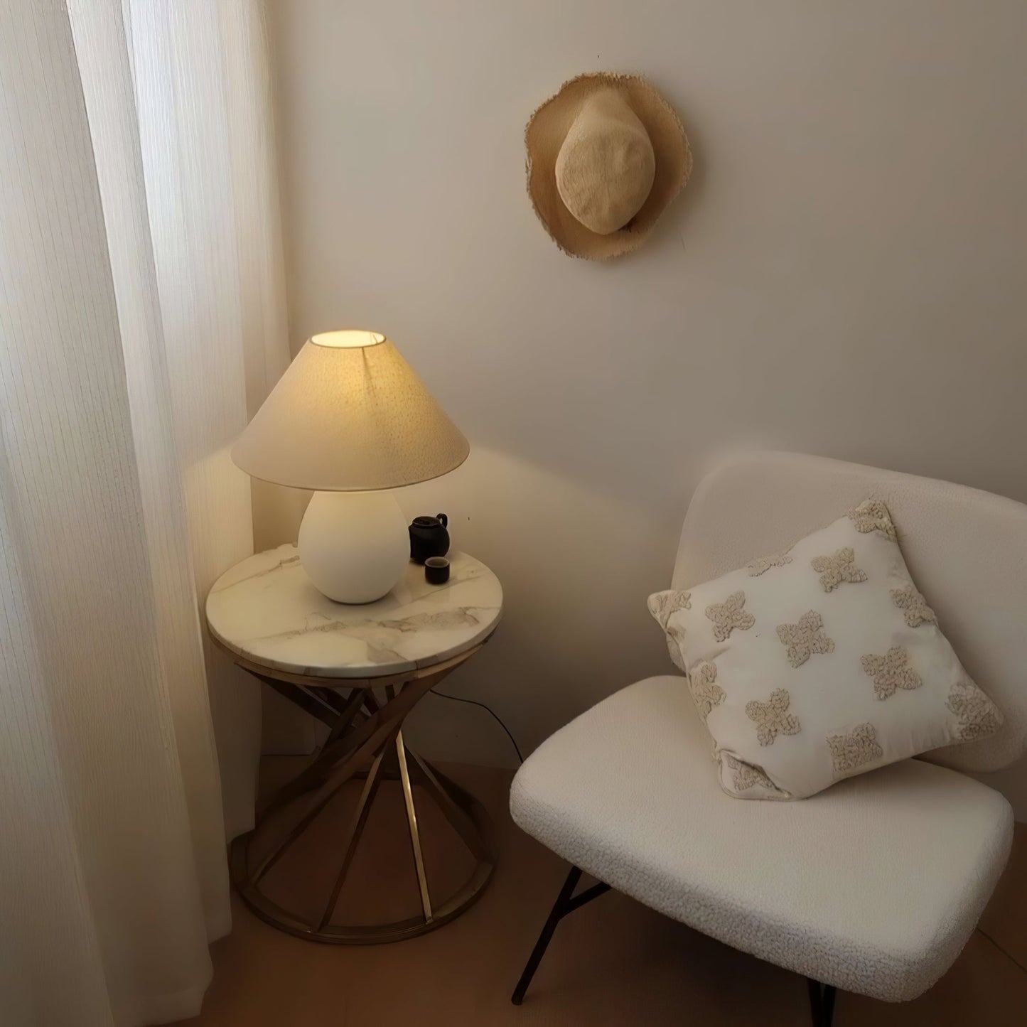 Scatchard Ceramic Table Lamp