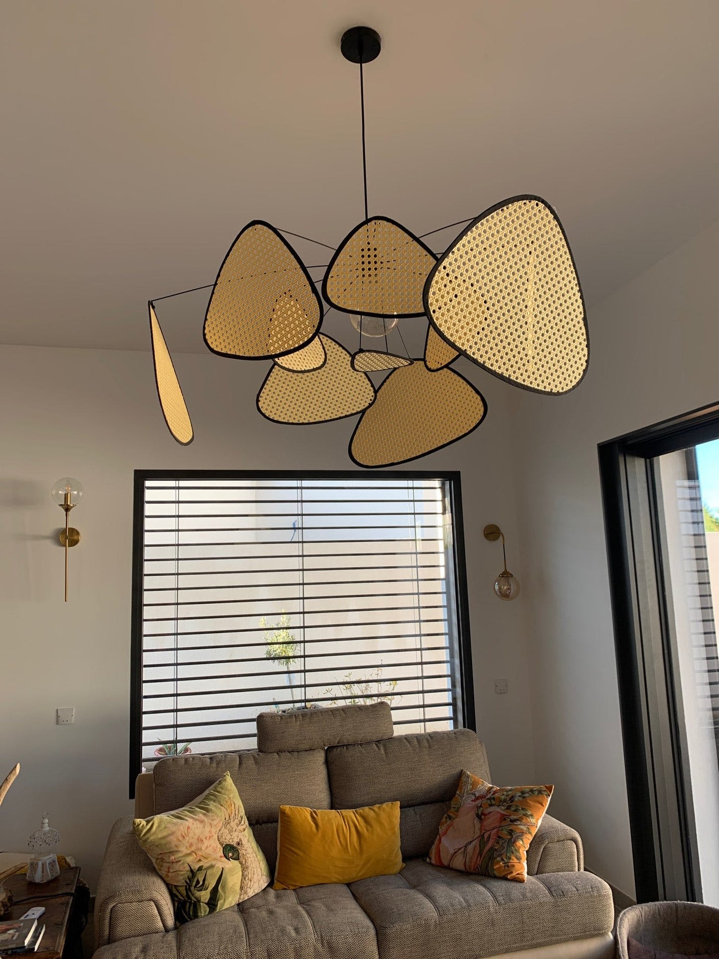 Screen Cannage Pendant Light