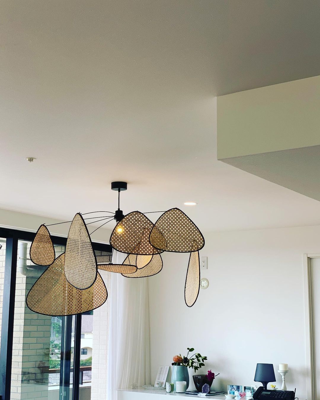 Screen Cannage Pendant Light