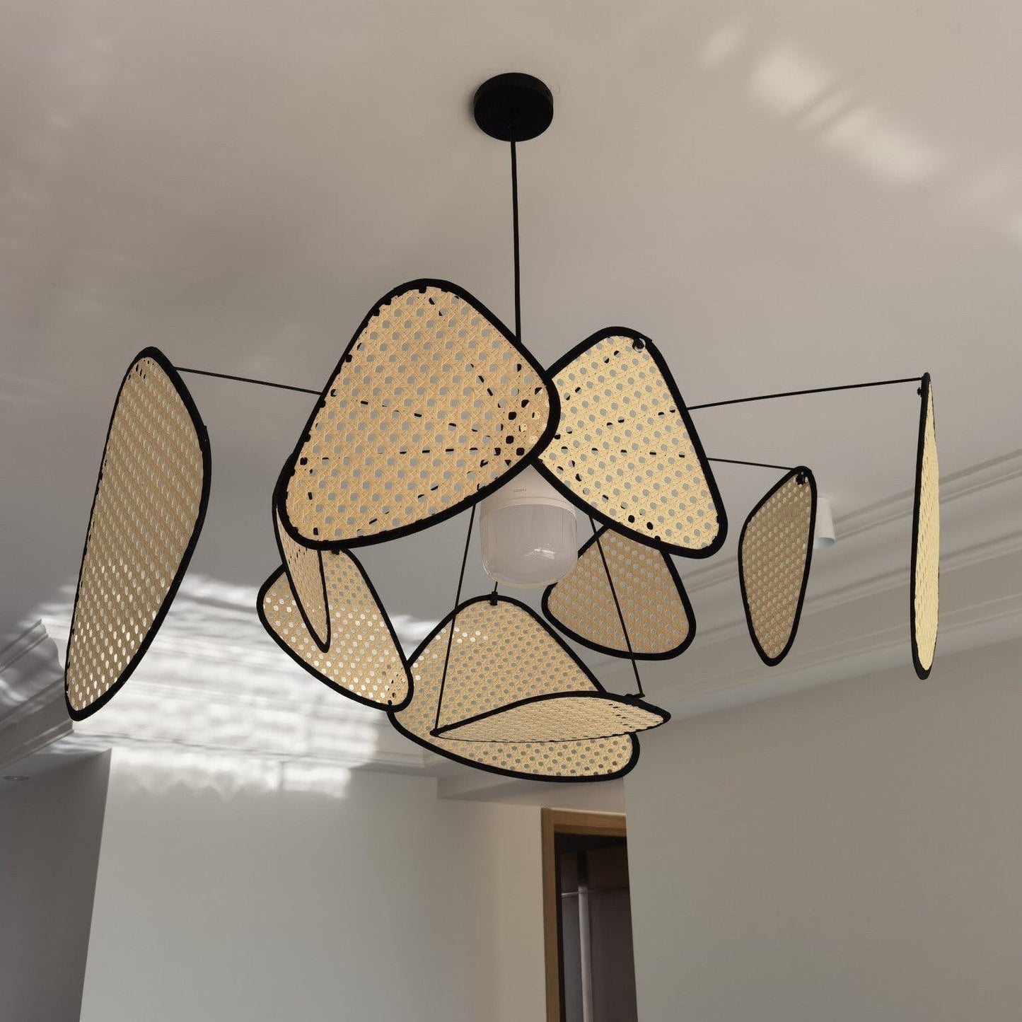 Screen Cannage Pendant Light