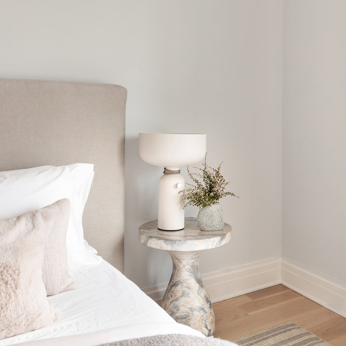 Spotlight Vol Table Lamp