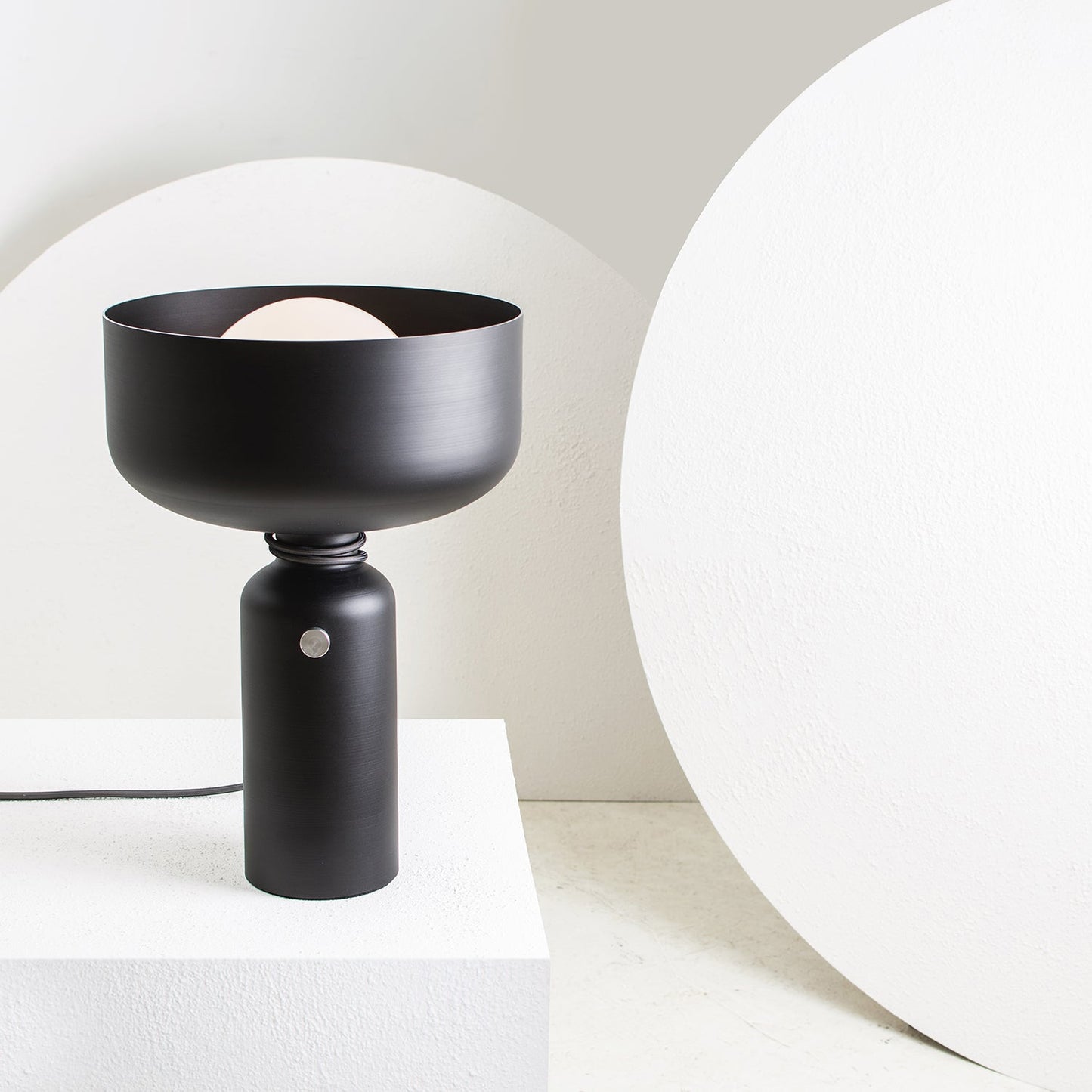 Spotlight Vol Table Lamp