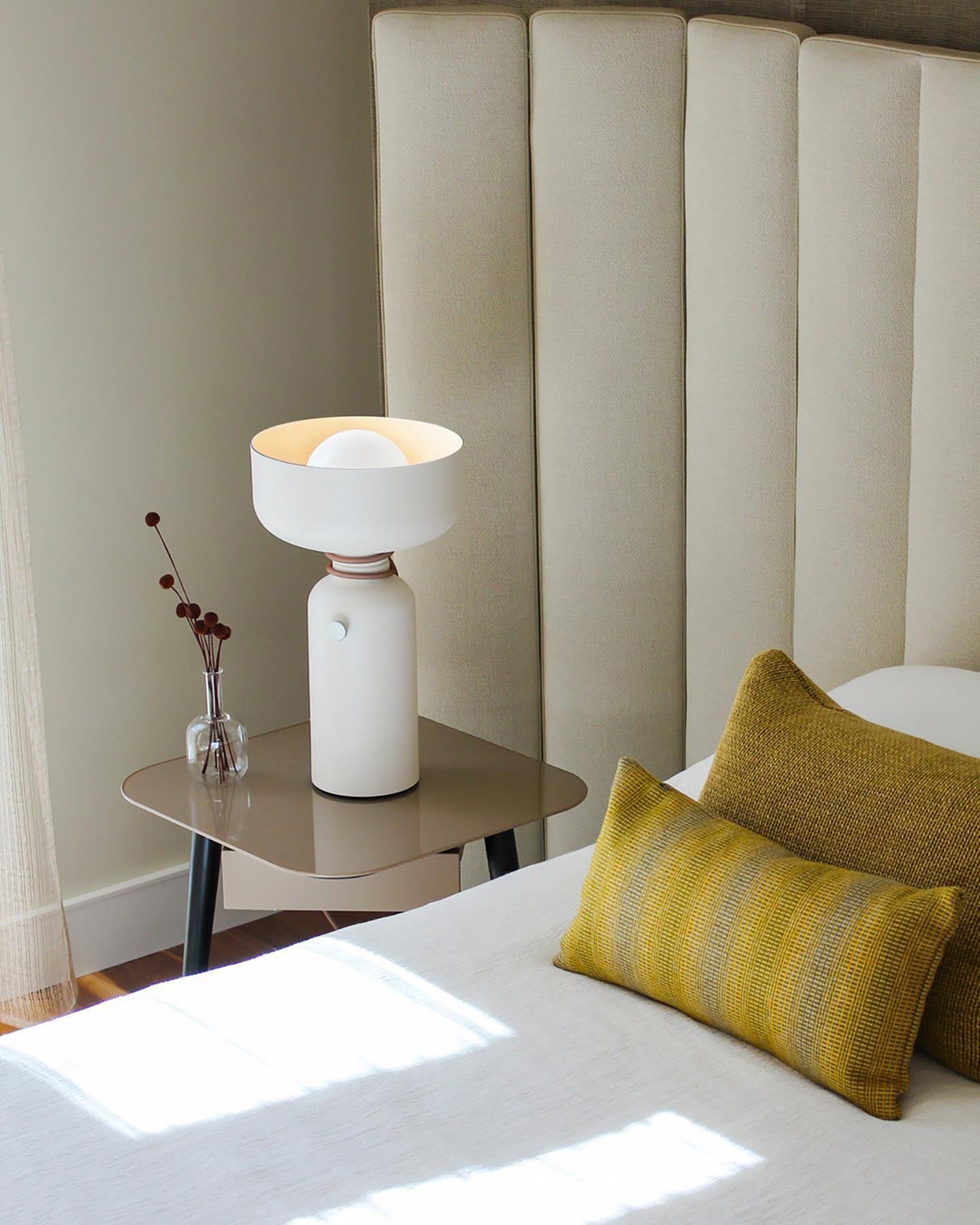 Spotlight Vol Table Lamp