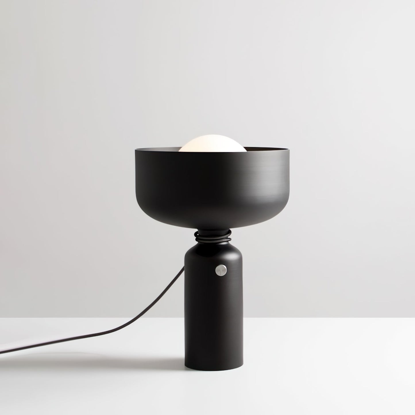 Spotlight Vol Table Lamp