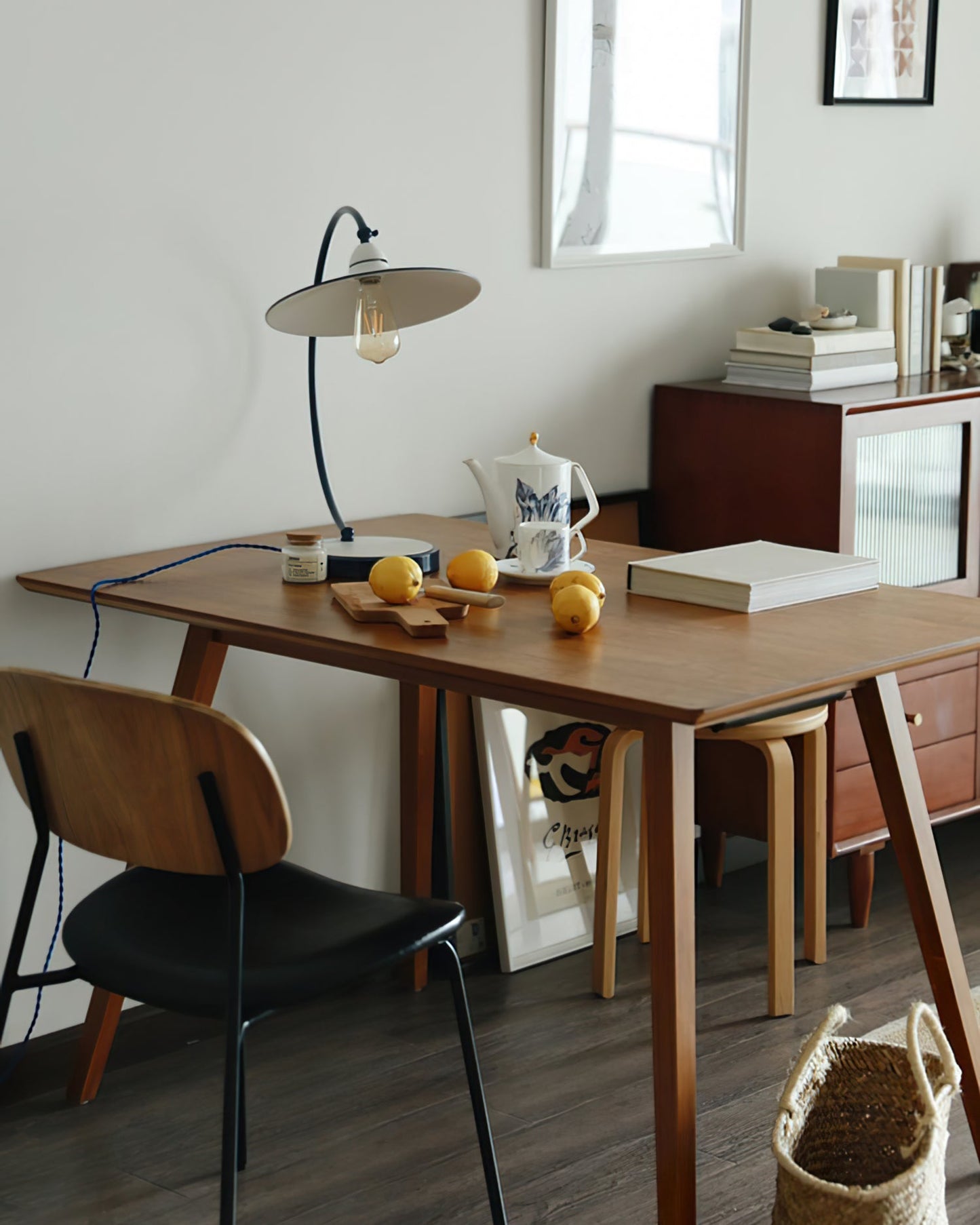 Swan Blue Table Lamp