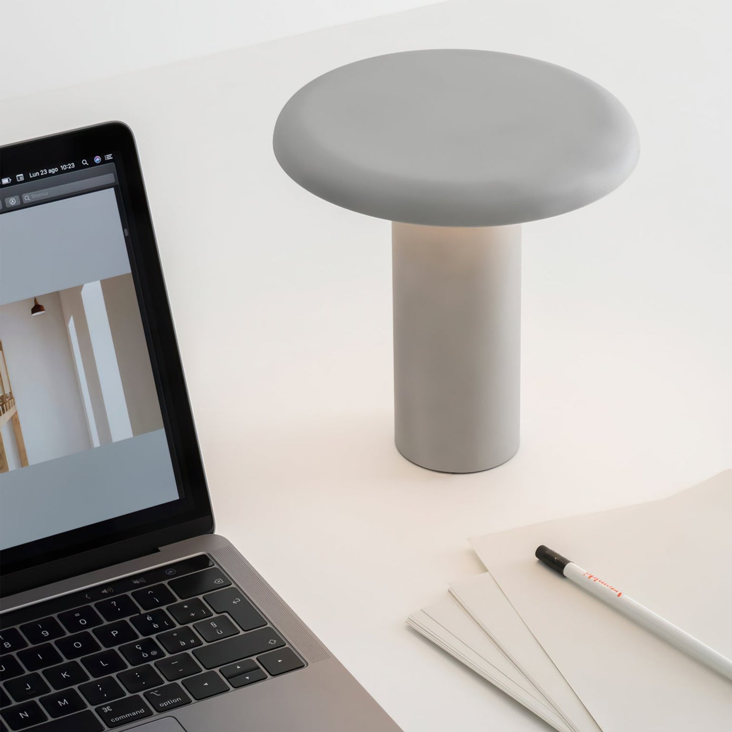 Takku Built-in Battery Table Lamp