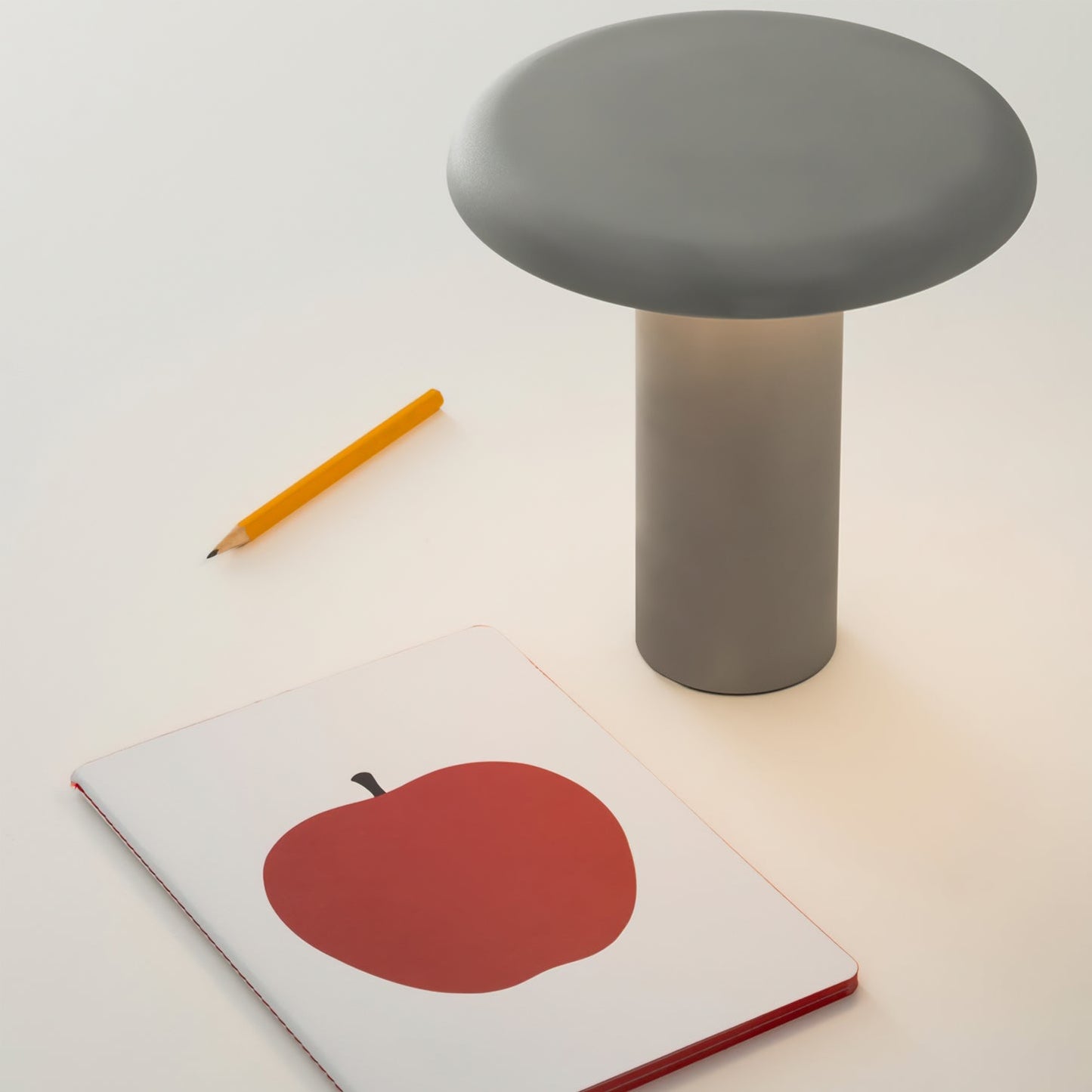 Takku Built-in Battery Table Lamp
