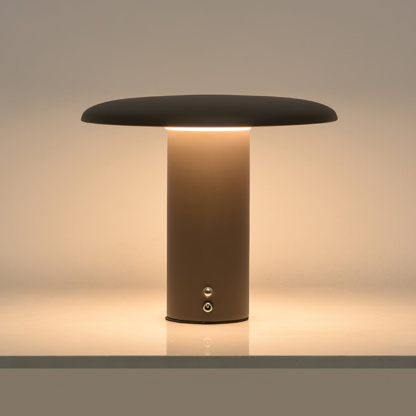 Takku Built-in Battery Table Lamp